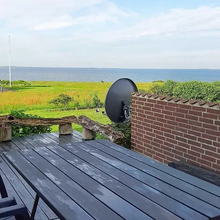펜션 Three-bedroom Holiday In 3