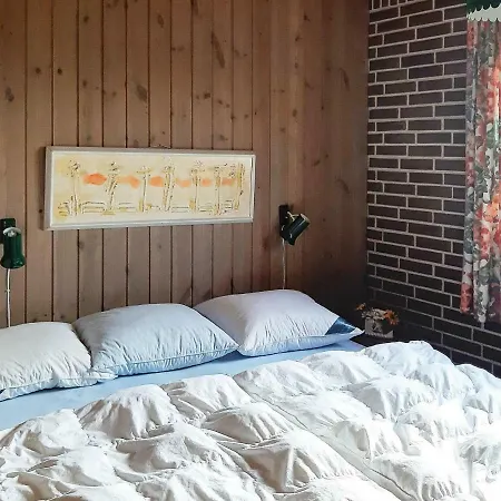 Three-bedroom Holiday In 3