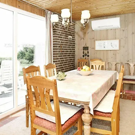 Three-bedroom Holiday In 3 펜션